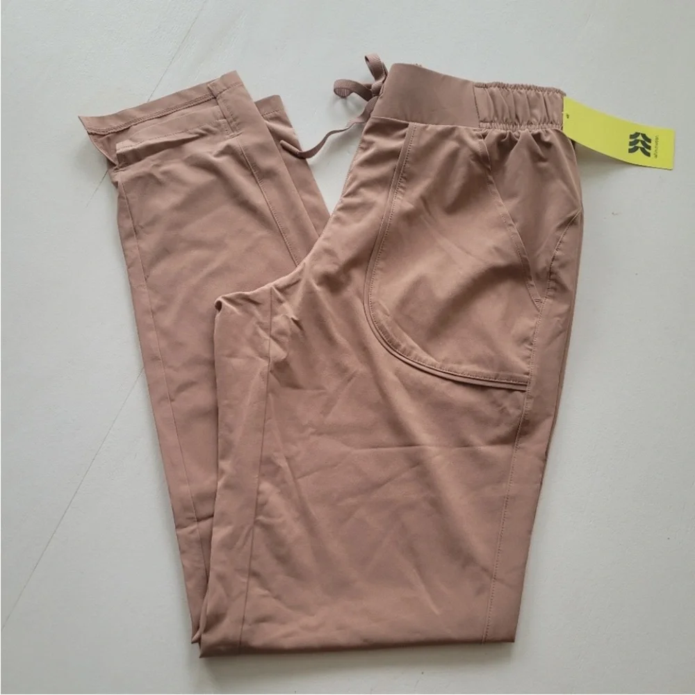 New! Women's All in Motion Tapered Stretch Woven Workout Pants Taupe XXL - Picture 2 of 10